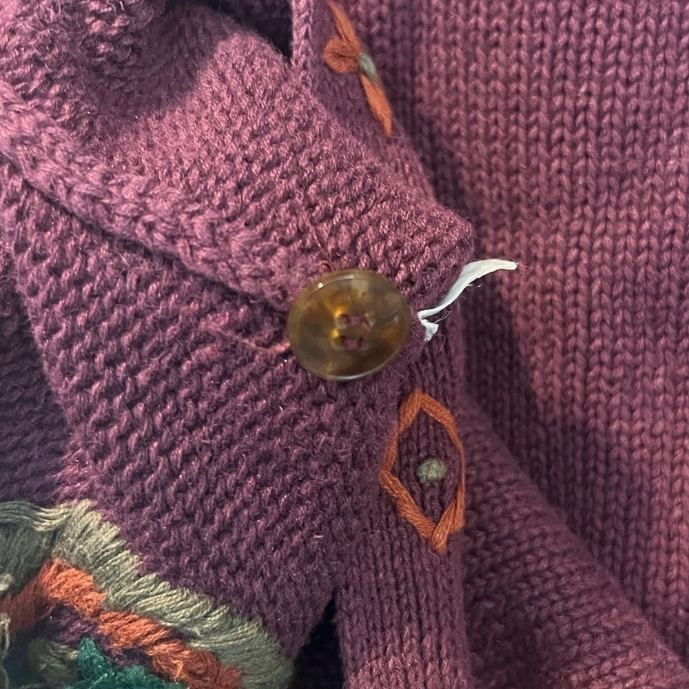 Vintage Burgundy Embroidered Floral Knit Sweater Vest Size M - Picture 6 of 7